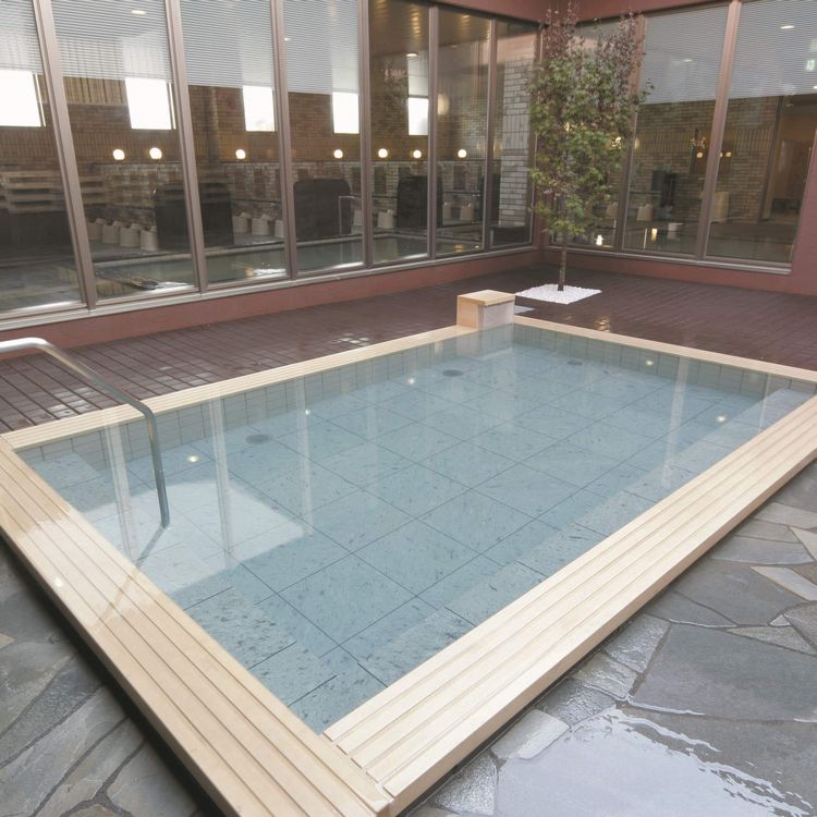 ＪＣ温泉盗撮 公式】苗穂駅前温泉 蔵ノ湯｜札幌市中央区 銭湯料金500円 – 苗穂駅前温泉蔵ノ湯は札幌市中央区にありJR苗穂駅から歩いてすぐの。幻想的な空間の露天風呂、様々な浴槽、高温サウナなどを大人1人500円でご利用頂ける温浴レジャー施設です。館内にはマッサージやお食事処も  ...